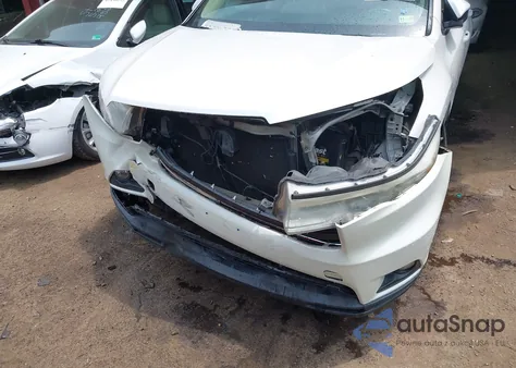 2014 Toyota Highlander Xle V6 z USA, uszkodzony, nr VIN 5TDKKRFH8ES022871